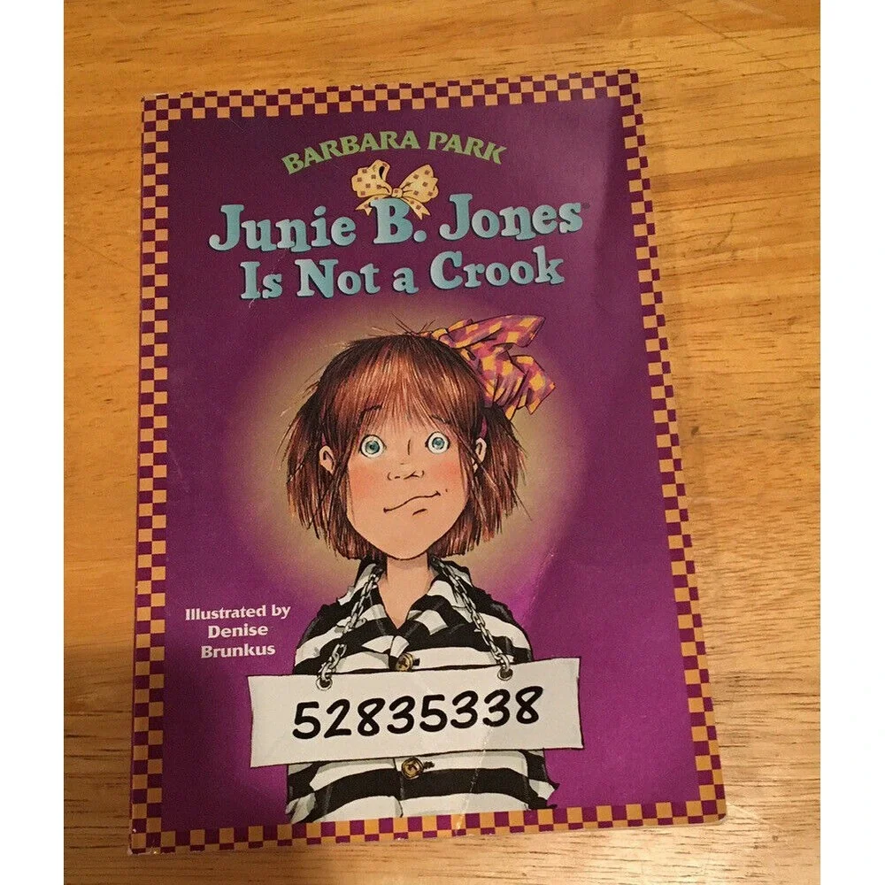 Four PACK BUNDLE / LOT OF JUNIE B JONES - Paperbacks - Barbara Park B6‎